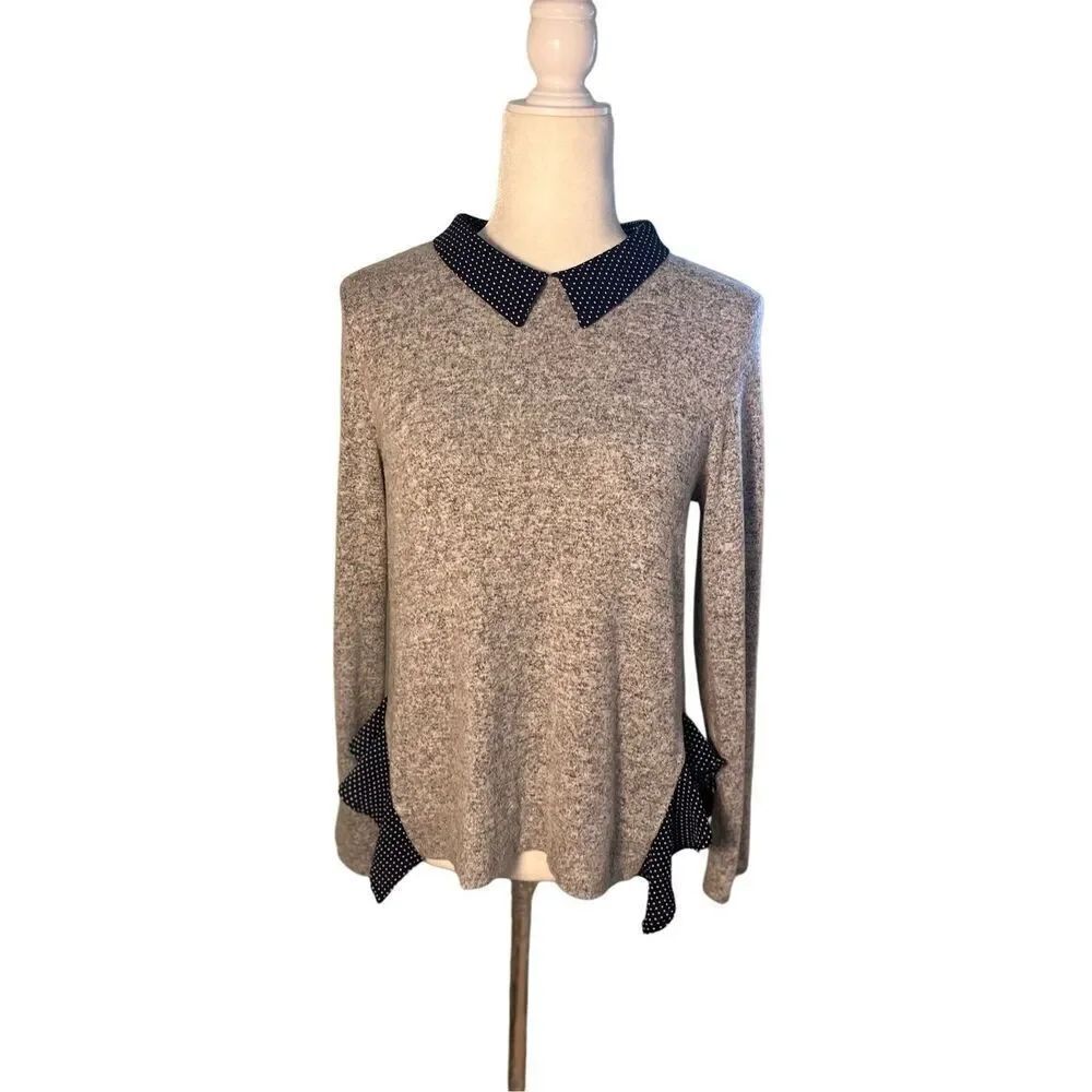 Monteau gray knit long sleeve top with navy blue and white polka dot collar and